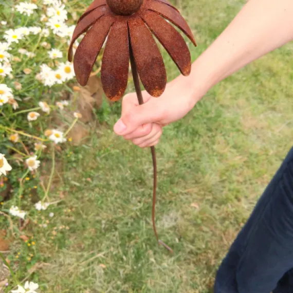 giant rusty rustic flower garden ornament sculpture art 
