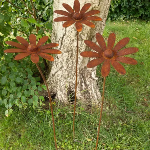 giant rusty rustic flower garden ornament sculpture art 