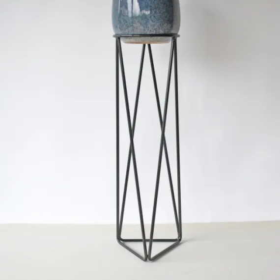 triangle plant stand